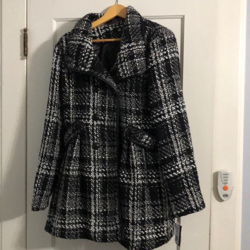 Junior’s XL Peacoat *BRAND NEW*